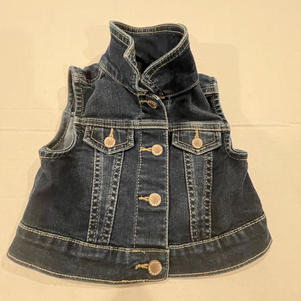 Kids  oshkosh Vest